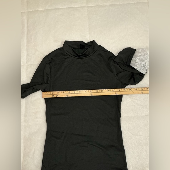 SHEIN Black Long Sleeve Top with Lace Cuffs - Picture 3 of 6